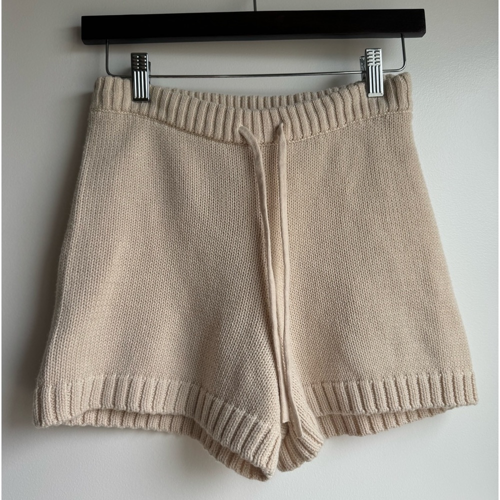 Creme Billabong Lounge/Surf Shorts